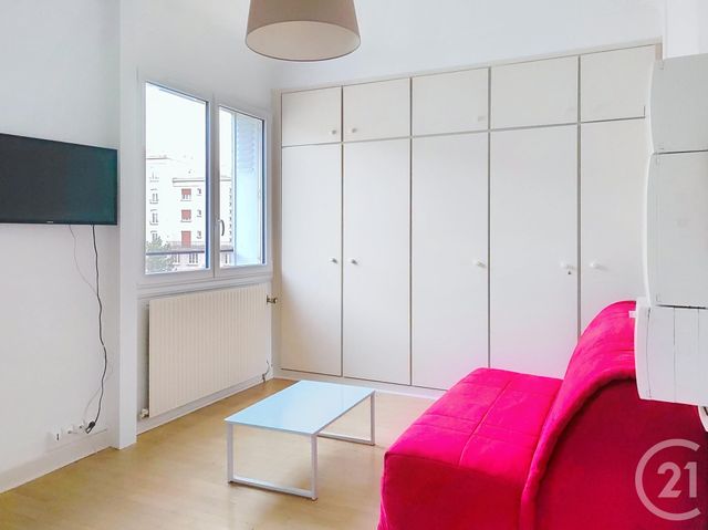 Appartement Studio à louer - 1 pièce - 18.77 m2 - TROYES - 10 - CHAMPAGNE-ARDENNE - Century 21 Martinot Immobilier