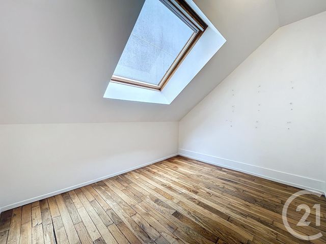 Appartement T3 à louer - 3 pièces - 55.0 m2 - STE SAVINE - 10 - CHAMPAGNE-ARDENNE - Century 21 Martinot Immobilier