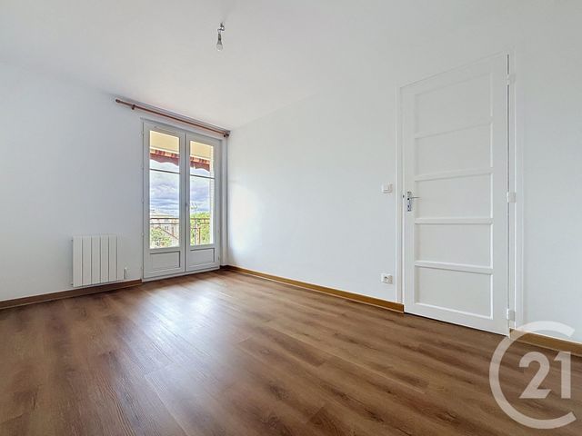 Appartement F4 à louer - 4 pièces - 59.0 m2 - TROYES - 10 - CHAMPAGNE-ARDENNE - Century 21 Martinot Immobilier
