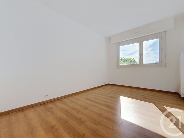 Appartement F5 à louer - 5 pièces - 88.5 m2 - TROYES - 10 - CHAMPAGNE-ARDENNE - Century 21 Martinot Immobilier