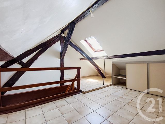 Appartement F2 à louer - 2 pièces - 31.0 m2 - TROYES - 10 - CHAMPAGNE-ARDENNE - Century 21 Martinot Immobilier