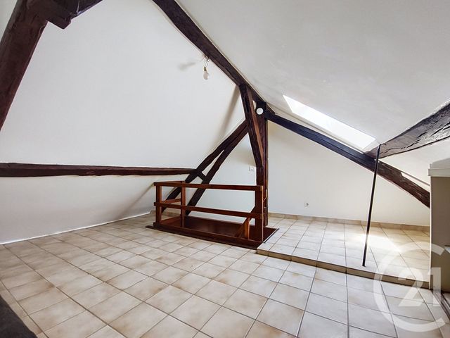 Appartement F2 à louer - 2 pièces - 31.0 m2 - TROYES - 10 - CHAMPAGNE-ARDENNE - Century 21 Martinot Immobilier