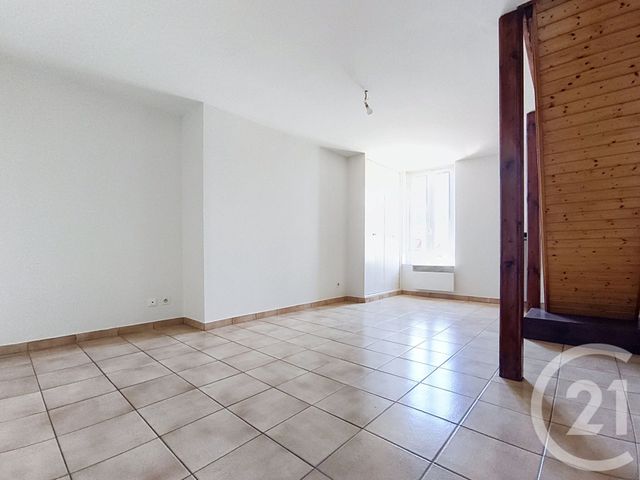 Appartement F2 à louer - 2 pièces - 31.0 m2 - TROYES - 10 - CHAMPAGNE-ARDENNE - Century 21 Martinot Immobilier
