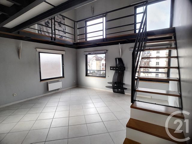 Appartement F2 à louer - 2 pièces - 48.0 m2 - TROYES - 10 - CHAMPAGNE-ARDENNE - Century 21 Martinot Immobilier