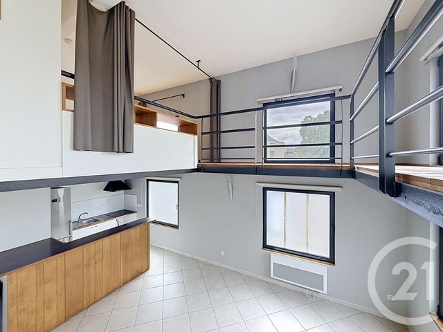 Appartement F2 à louer - 2 pièces - 48.0 m2 - TROYES - 10 - CHAMPAGNE-ARDENNE - Century 21 Martinot Immobilier