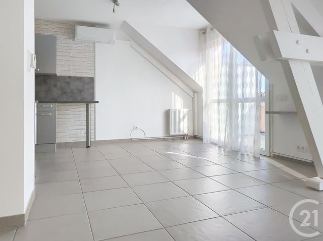 Appartement T2 à vendre - 2 pièces - 43.2 m2 - TROYES - 10 - CHAMPAGNE-ARDENNE - Century 21 Martinot Immobilier