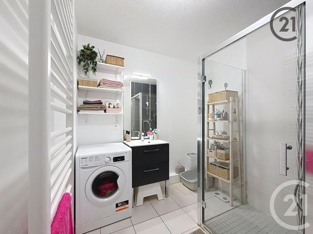 Appartement à vendre - 3 pièces - 56.04 m2 - TROYES - 10 - CHAMPAGNE-ARDENNE - Century 21 Martinot Immobilier