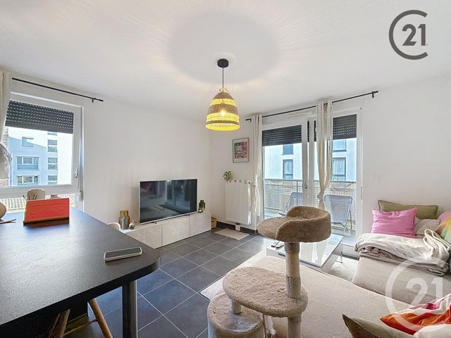 Appartement à vendre - 3 pièces - 56.04 m2 - TROYES - 10 - CHAMPAGNE-ARDENNE - Century 21 Martinot Immobilier