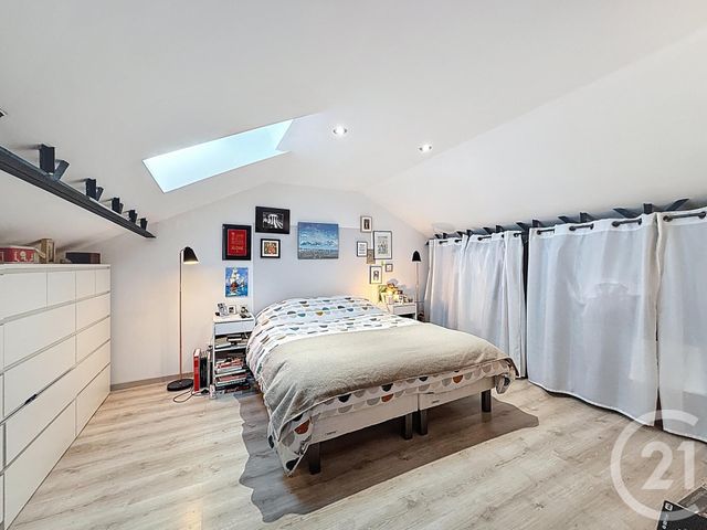 Appartement à vendre - 7 pièces - 130.0 m2 - BUCHERES - 10 - CHAMPAGNE-ARDENNE - Century 21 Martinot Immobilier