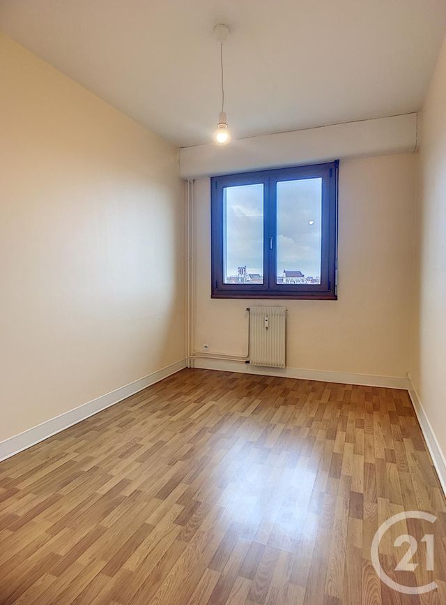 Appartement F2 à louer - 2 pièces - 41.96 m2 - TROYES - 10 - CHAMPAGNE-ARDENNE - Century 21 Martinot Immobilier