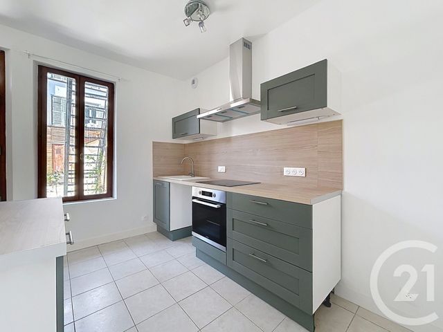 Appartement F3 à louer - 3 pièces - 65.53 m2 - TROYES - 10 - CHAMPAGNE-ARDENNE - Century 21 Martinot Immobilier