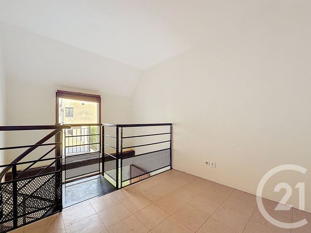 Appartement Duplex à vendre - 2 pièces - 17.4 m2 - TROYES - 10 - CHAMPAGNE-ARDENNE - Century 21 Martinot Immobilier