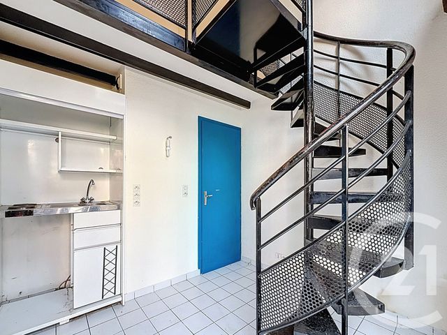 Appartement Duplex à vendre - 2 pièces - 17.4 m2 - TROYES - 10 - CHAMPAGNE-ARDENNE - Century 21 Martinot Immobilier