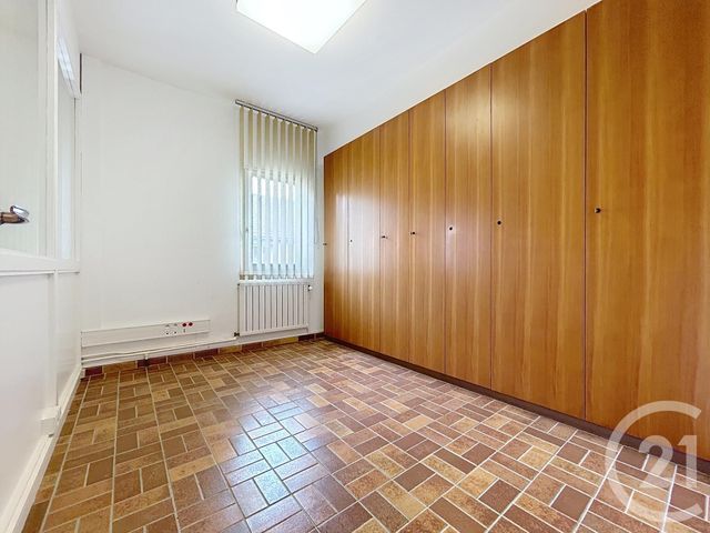 maison à louer - 10 pièces - 400.0 m2 - TROYES - 10 - CHAMPAGNE-ARDENNE - Century 21 Martinot Immobilier