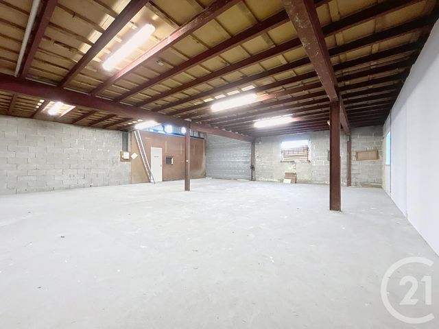 maison à louer - 10 pièces - 400.0 m2 - TROYES - 10 - CHAMPAGNE-ARDENNE - Century 21 Martinot Immobilier