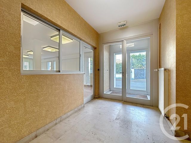 maison à louer - 10 pièces - 400.0 m2 - TROYES - 10 - CHAMPAGNE-ARDENNE - Century 21 Martinot Immobilier