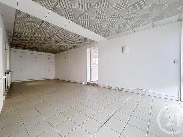 maison à louer - 10 pièces - 400.0 m2 - TROYES - 10 - CHAMPAGNE-ARDENNE - Century 21 Martinot Immobilier