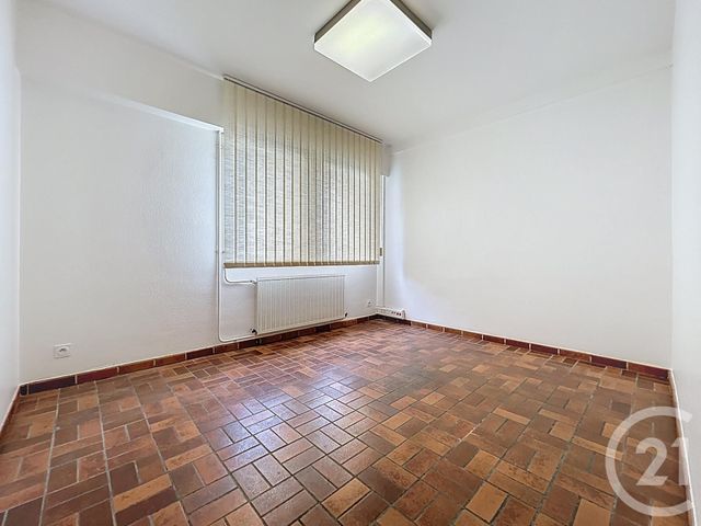 maison à louer - 10 pièces - 400.0 m2 - TROYES - 10 - CHAMPAGNE-ARDENNE - Century 21 Martinot Immobilier