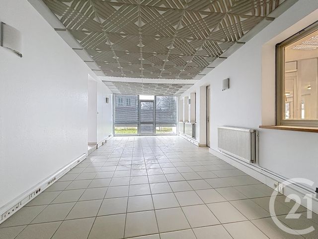 maison à louer - 10 pièces - 400.0 m2 - TROYES - 10 - CHAMPAGNE-ARDENNE - Century 21 Martinot Immobilier