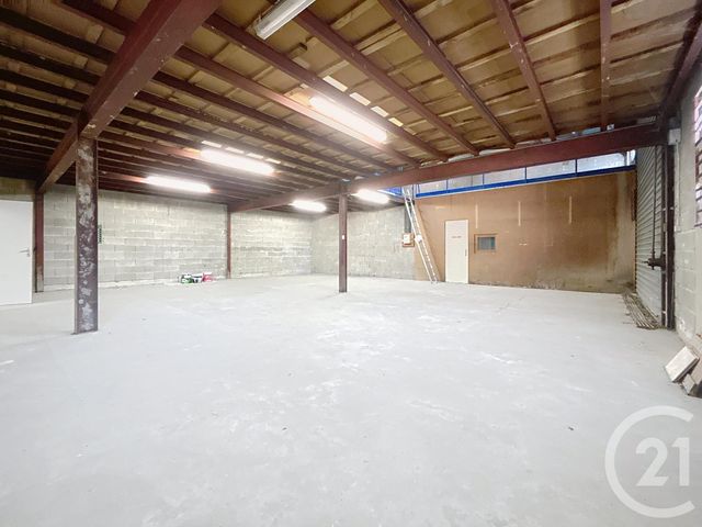 maison à louer - 10 pièces - 400.0 m2 - TROYES - 10 - CHAMPAGNE-ARDENNE - Century 21 Martinot Immobilier