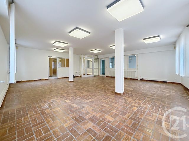 maison à louer - 10 pièces - 400.0 m2 - TROYES - 10 - CHAMPAGNE-ARDENNE - Century 21 Martinot Immobilier