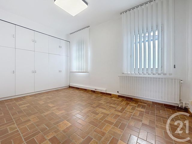 maison à louer - 10 pièces - 400.0 m2 - TROYES - 10 - CHAMPAGNE-ARDENNE - Century 21 Martinot Immobilier