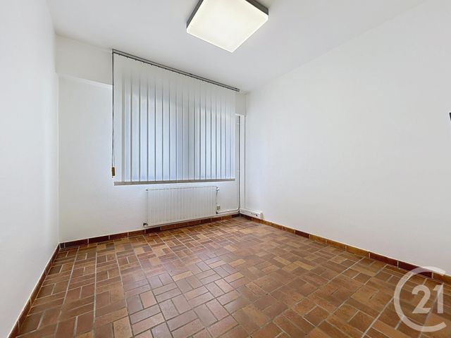 maison à louer - 10 pièces - 400.0 m2 - TROYES - 10 - CHAMPAGNE-ARDENNE - Century 21 Martinot Immobilier