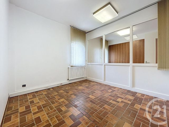 maison à louer - 10 pièces - 400.0 m2 - TROYES - 10 - CHAMPAGNE-ARDENNE - Century 21 Martinot Immobilier