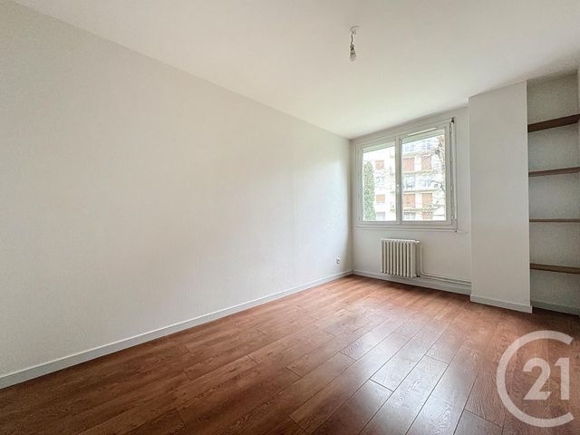 Appartement F5 à louer - 5 pièces - 90.0 m2 - TROYES - 10 - CHAMPAGNE-ARDENNE - Century 21 Martinot Immobilier