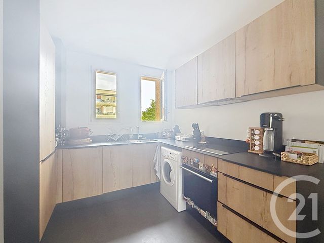 Appartement F4 à louer - 4 pièces - 67.49 m2 - TROYES - 10 - CHAMPAGNE-ARDENNE - Century 21 Martinot Immobilier