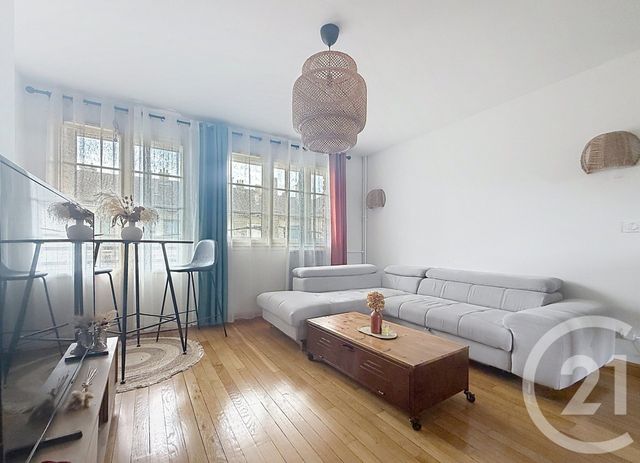 Appartement F4 à louer - 4 pièces - 67.49 m2 - TROYES - 10 - CHAMPAGNE-ARDENNE - Century 21 Martinot Immobilier