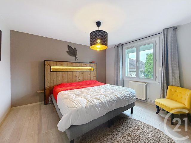 maison à vendre - 7 pièces - 174.0 m2 - ST ANDRE LES VERGERS - 10 - CHAMPAGNE-ARDENNE - Century 21 Martinot Immobilier