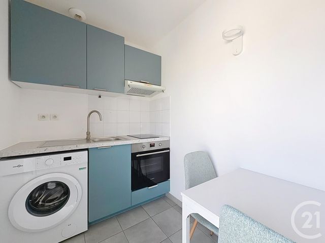 Appartement F1 à louer - 1 pièce - 23.0 m2 - ST JULIEN LES VILLAS - 10 - CHAMPAGNE-ARDENNE - Century 21 Martinot Immobilier