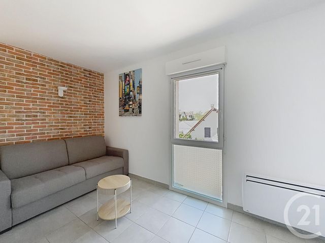 Appartement F1 à louer - 1 pièce - 23.0 m2 - ST JULIEN LES VILLAS - 10 - CHAMPAGNE-ARDENNE - Century 21 Martinot Immobilier