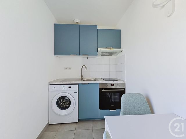 Appartement F1 à louer - 1 pièce - 23.0 m2 - ST JULIEN LES VILLAS - 10 - CHAMPAGNE-ARDENNE - Century 21 Martinot Immobilier