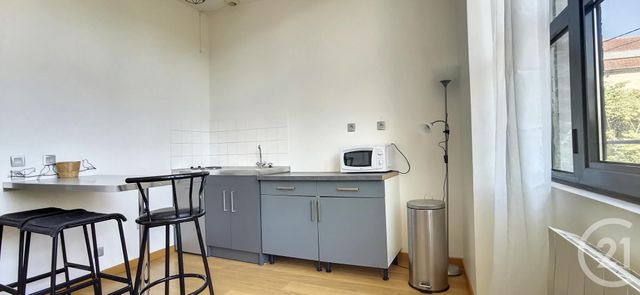 Appartement F2 à louer - 2 pièces - 43.01 m2 - TROYES - 10 - CHAMPAGNE-ARDENNE - Century 21 Martinot Immobilier