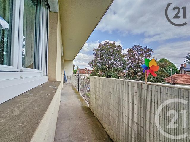 Appartement F4 à vendre - 4 pièces - 73.43 m2 - ST ANDRE LES VERGERS - 10 - CHAMPAGNE-ARDENNE - Century 21 Martinot Immobilier