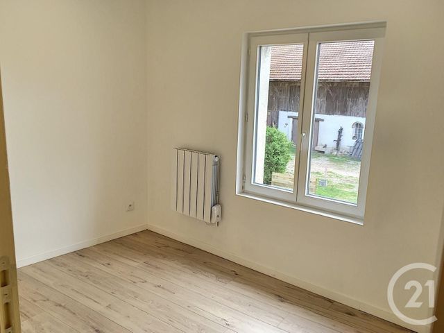 maison à louer - 5 pièces - 85.0 m2 - VALLANT ST GEORGES - 10 - CHAMPAGNE-ARDENNE - Century 21 Martinot Immobilier