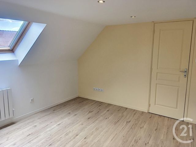 maison à louer - 5 pièces - 85.0 m2 - VALLANT ST GEORGES - 10 - CHAMPAGNE-ARDENNE - Century 21 Martinot Immobilier