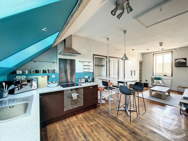 Appartement T2 à louer - 2 pièces - 47.61 m2 - TROYES - 10 - CHAMPAGNE-ARDENNE - Century 21 Martinot Immobilier