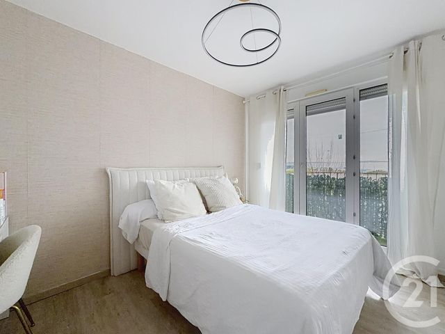 Appartement T2 à louer - 2 pièces - 52.49 m2 - LA CHAPELLE ST LUC - 10 - CHAMPAGNE-ARDENNE - Century 21 Martinot Immobilier