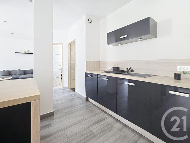 Appartement à vendre - 2 pièces - 54.4 m2 - TROYES - 10 - CHAMPAGNE-ARDENNE - Century 21 Martinot Immobilier