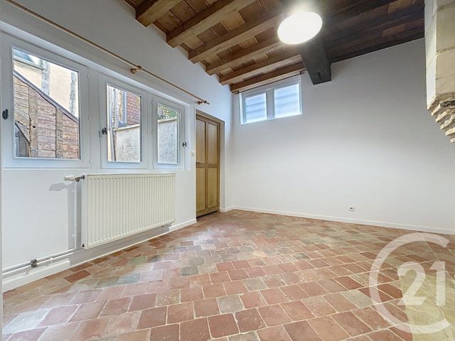 Appartement F5 à louer - 5 pièces - 103.0 m2 - TROYES - 10 - CHAMPAGNE-ARDENNE - Century 21 Martinot Immobilier