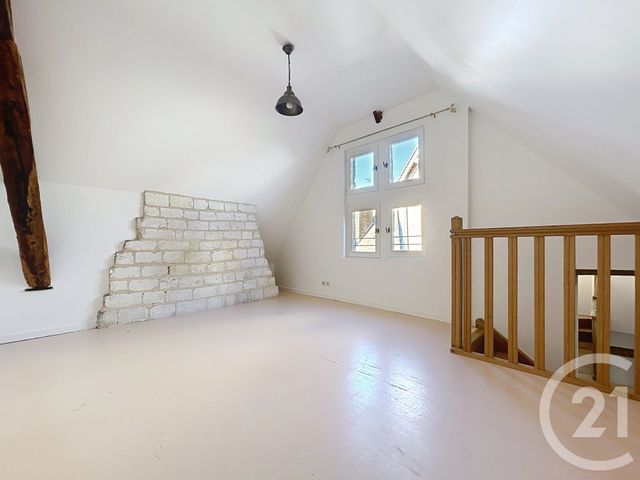 Appartement F5 à louer - 5 pièces - 103.0 m2 - TROYES - 10 - CHAMPAGNE-ARDENNE - Century 21 Martinot Immobilier