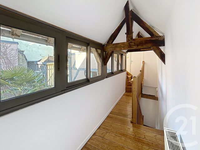 Appartement F5 à louer - 5 pièces - 103.0 m2 - TROYES - 10 - CHAMPAGNE-ARDENNE - Century 21 Martinot Immobilier