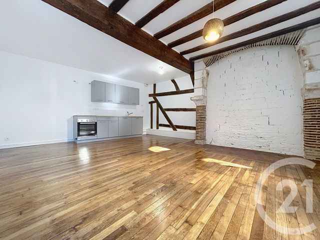 Appartement F5 à louer - 5 pièces - 103.0 m2 - TROYES - 10 - CHAMPAGNE-ARDENNE - Century 21 Martinot Immobilier