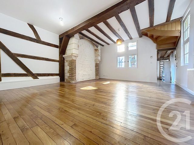 Appartement F5 à louer - 5 pièces - 103.0 m2 - TROYES - 10 - CHAMPAGNE-ARDENNE - Century 21 Martinot Immobilier