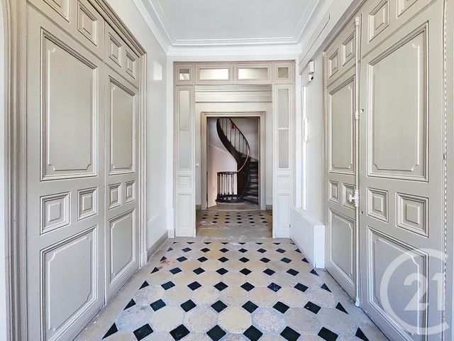 Appartement F2 à vendre - 2 pièces - 47.56 m2 - TROYES - 10 - CHAMPAGNE-ARDENNE - Century 21 Martinot Immobilier