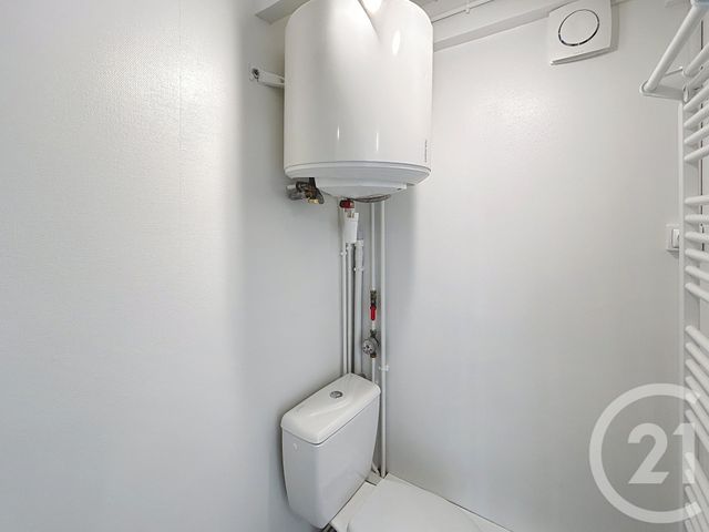 Appartement Duplex à louer - 2 pièces - 26.75 m2 - TROYES - 10 - CHAMPAGNE-ARDENNE - Century 21 Martinot Immobilier