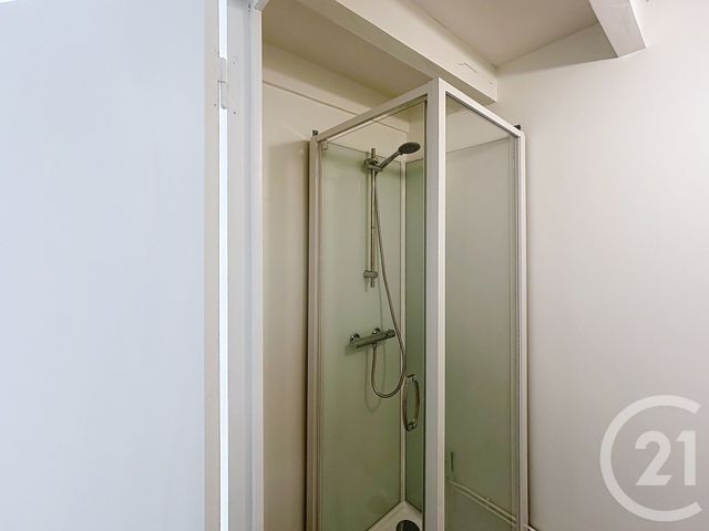 Appartement Duplex à louer - 2 pièces - 26.75 m2 - TROYES - 10 - CHAMPAGNE-ARDENNE - Century 21 Martinot Immobilier